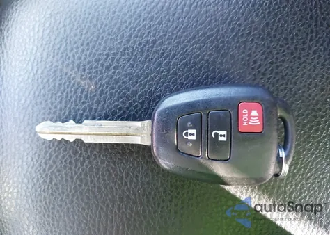 2015 Toyota Rav4 Xle из США, поврежденный, VIN 2T3WFREV3FW139366